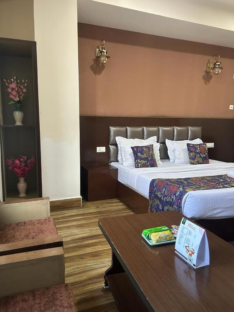Hotel Twin Spring Gangtok Esterno foto