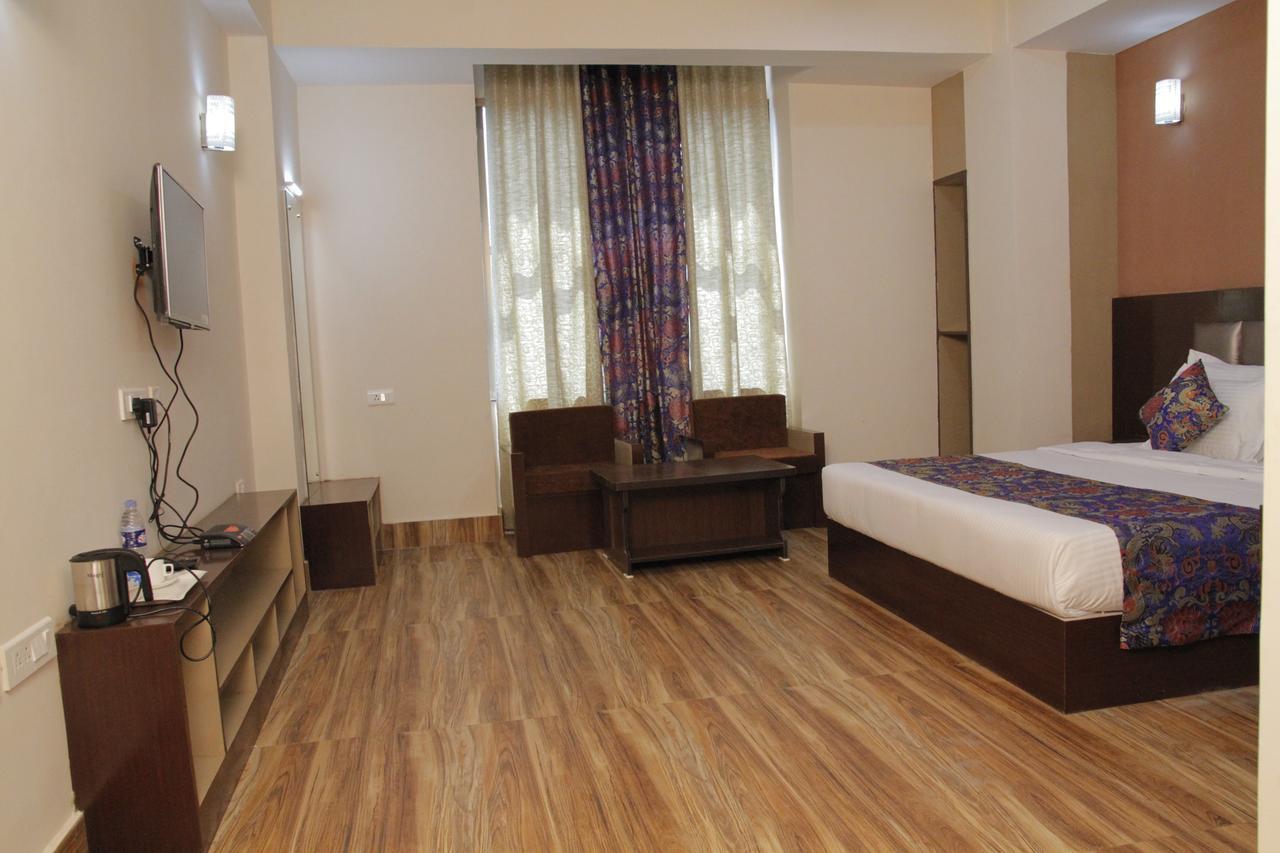 Hotel Twin Spring Gangtok Esterno foto